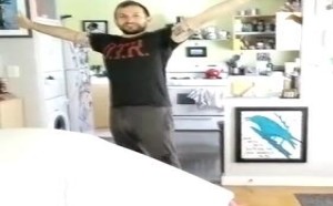 【轻松时刻】激情四射的你们 就不能克制一下吗 128