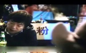 2015囧闻一箩筐第3期：老人被骗要汇款 民警阻止反遭骂