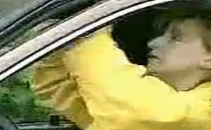 【逗逼说】猛男沙滩比基尼恶搞笑疯了