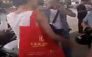 【逗逼说】逗比100块都不给我，完整过程首播！