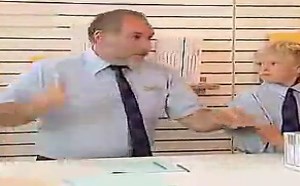 【逗逼说】【整人专家】不带这么玩的，吓死人了！