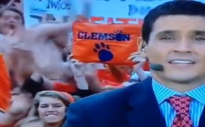 【逗逼说】【逗逼老外】2014必看最逗老外集锦，笑到肚子疼