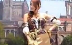 性感美女SG各种卖萌丝袜美腿惹眼 韩国游戏展