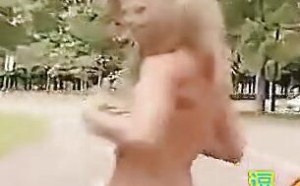 老外整人恶搞视频　轻松一刻搞笑视频　逗逼说