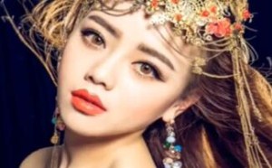 西体校花性感写真曝光傲人美胸摄人心魄 被央视主持人称为洋娃娃